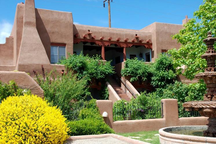 אספניולה Inn At The Delta מראה חיצוני תמונה
